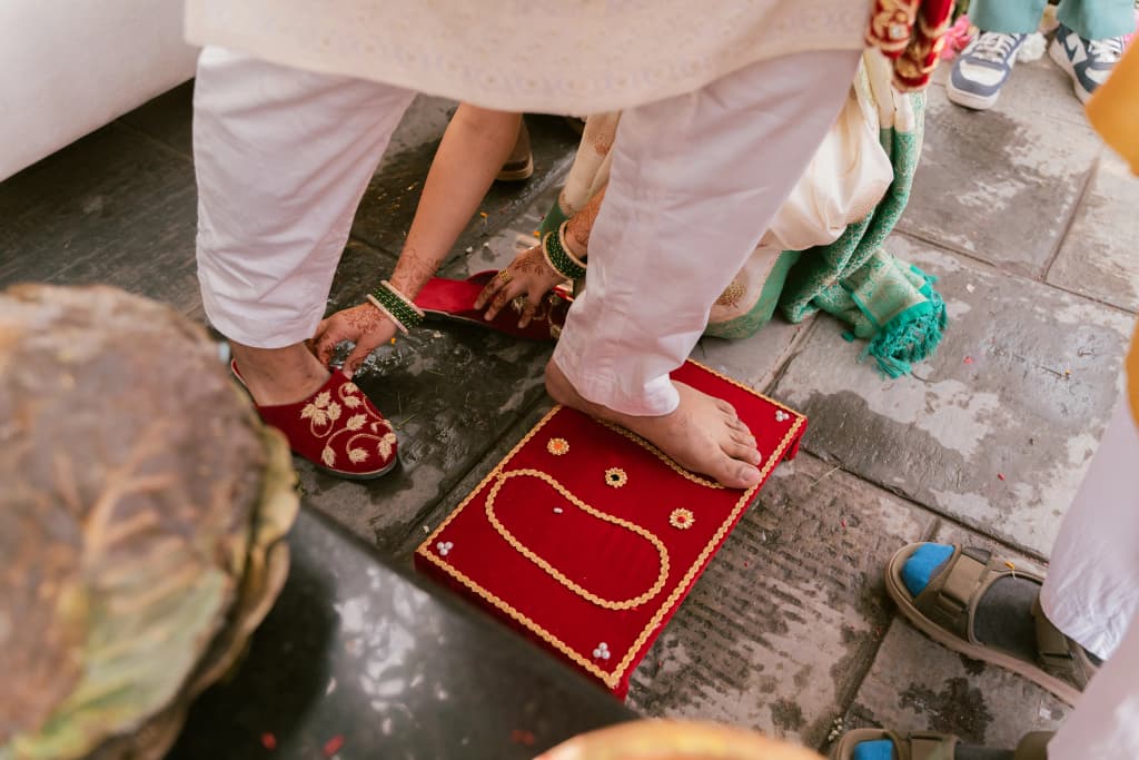 Neeti & Rakshyak - Photo 20