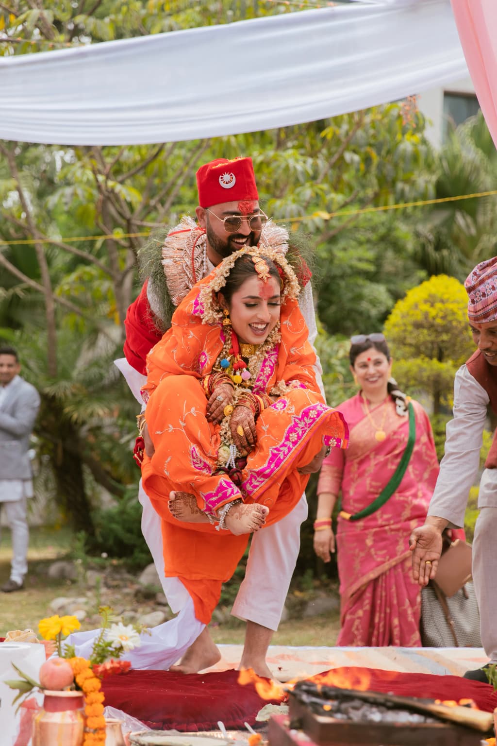 Neeti & Rakshyak - Photo 22