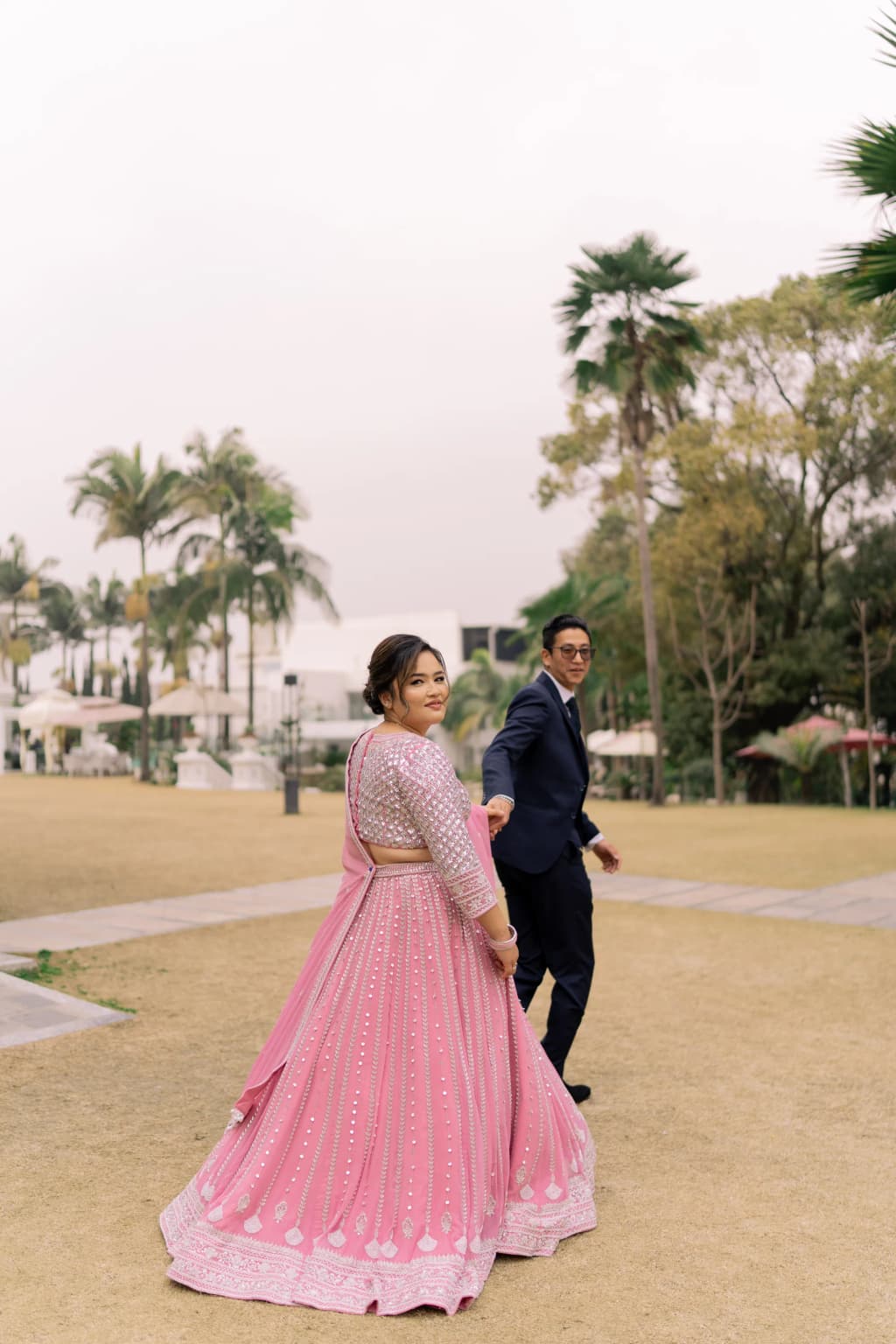 ANUJA & JEEWAN - Photo 3