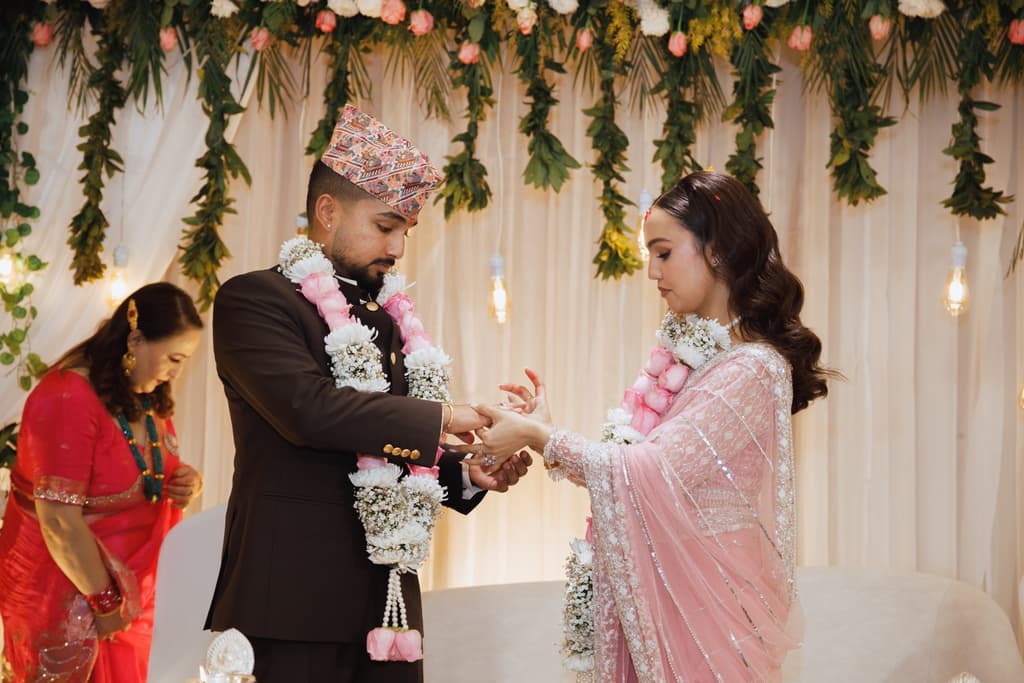 Shivani & Suprav - Photo 17